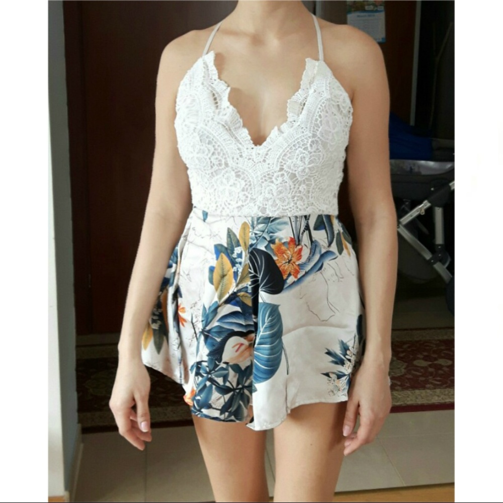 RESTOCK! Lace Boho Floral Tropical Backless Romper - Picture 3 of 8